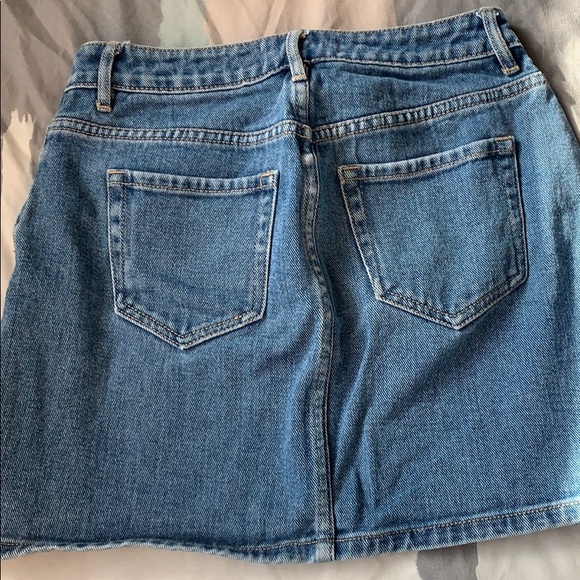 Skirt - Picture 2 of 4